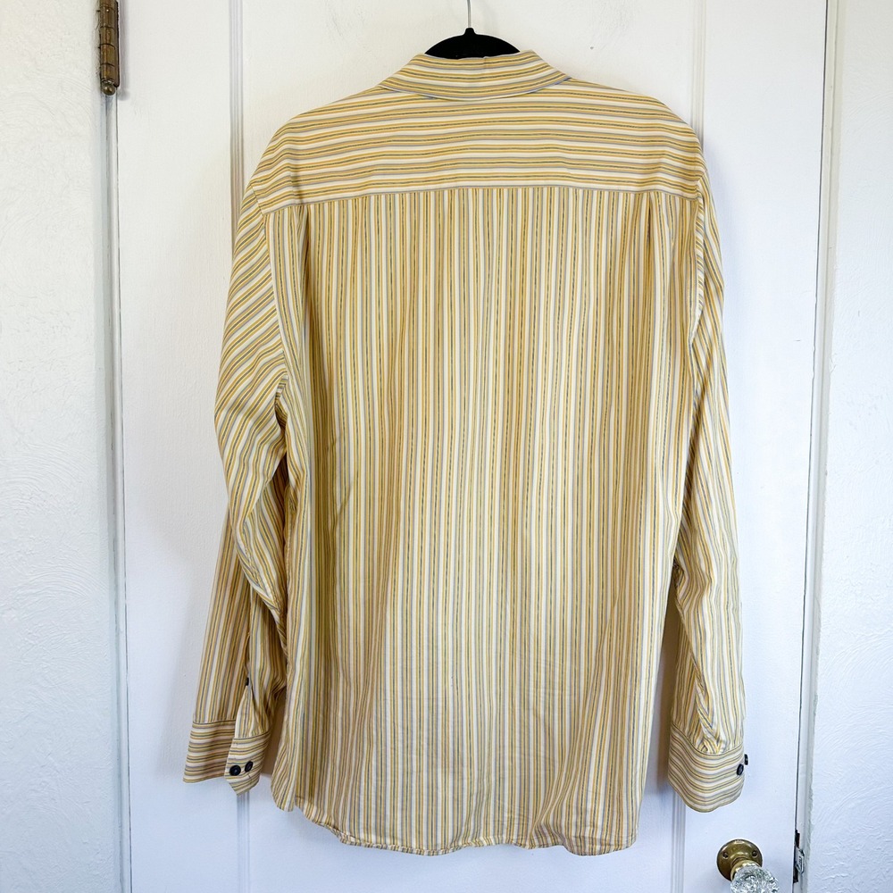 Banana Republic | Mens 100% Cotton Striped Button Down Long Sleeve Shirt - Picture 2 of 4